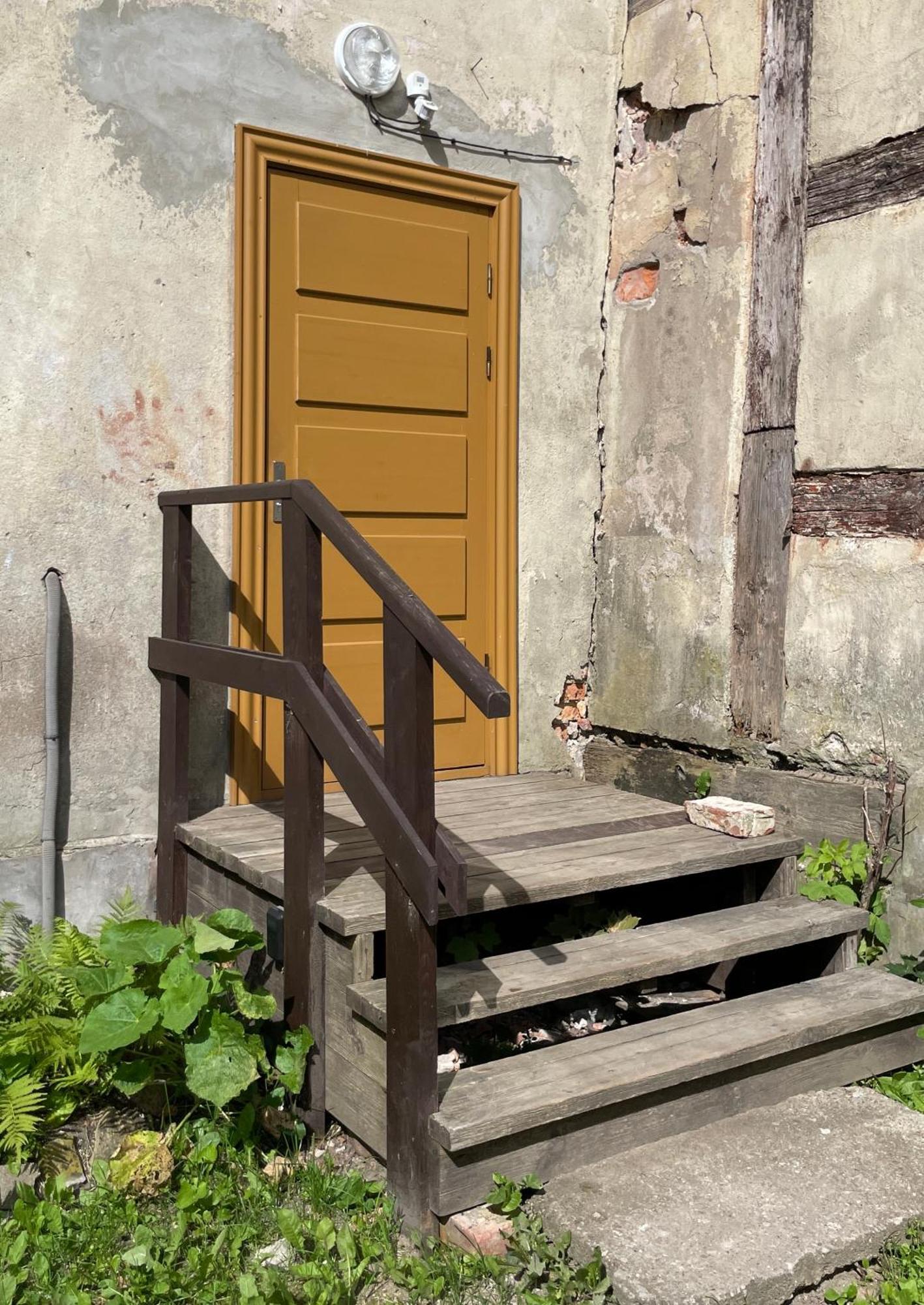 Oldest Building In Kuldiga Apartment Exterior photo